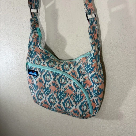 Kavu Crossbody Bag Adjustable Strap Colorful Medium Size Boho Country Coastal - Picture 2 of 15